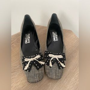 Size 11 tweed Ferragamo shoes